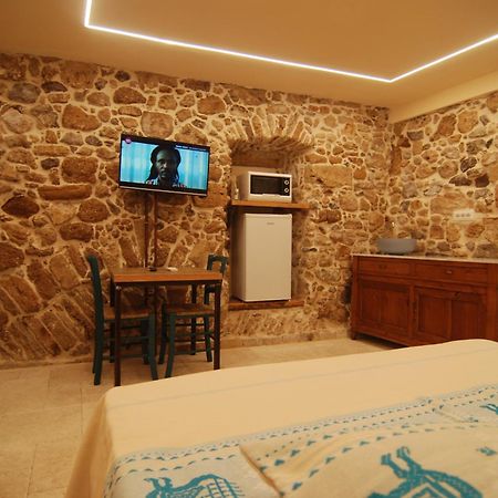 Suite Principe Umberto Alghero Centralissima Exterior foto